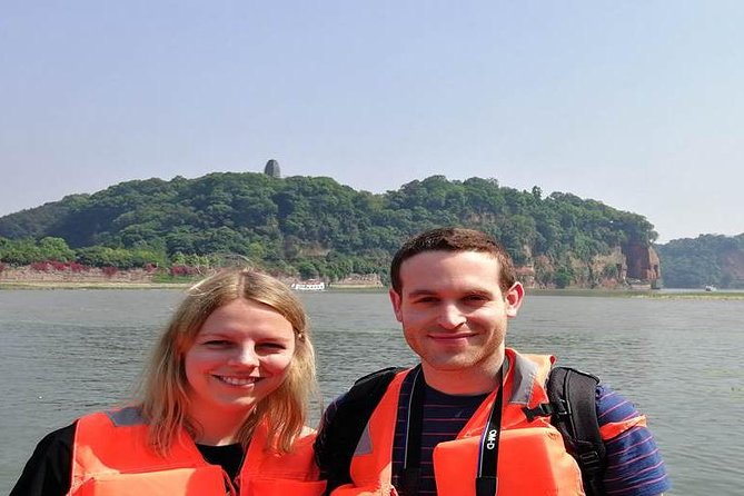 Tea Village in lost Town and Buddha 1 day tour - Timing and logistics: the rhythm from 08:00 pickup to returning to Chengdu