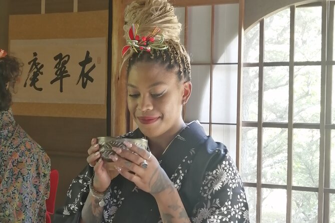 The Art of Mindful Living: Tea Ceremony in Kyoto - Naomi’s matcha teaching: history plus the how-to
