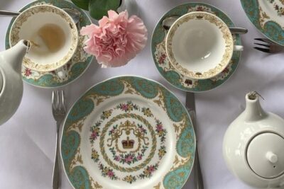 The Kensington Palace Gardens Royal High Tea - Hyde Park and royal stories: what you learn on the footpaths