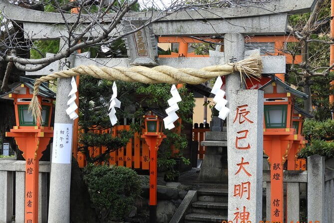 The Way of Tea: Kyoto Crafts, Hidden Temples & Wabi-Sabi Walk - Tea Ceremony at Chayu: Tea Master Instruction + Wabi-Sabi in Action