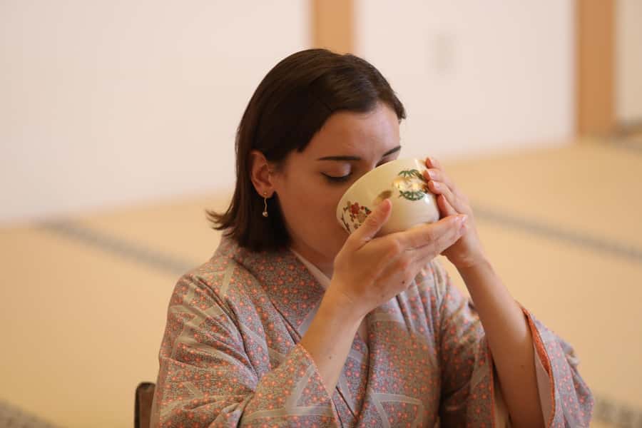 Tokyo: Private Japanese Traditional Tea Ceremony - Koboji Temple and the 24-Mat Tatami Calm