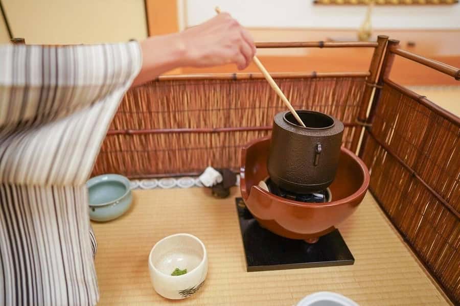 Tokyo: Private Japanese Traditional Tea Ceremony - English Support, Group Size, and the 60-Minute Clock