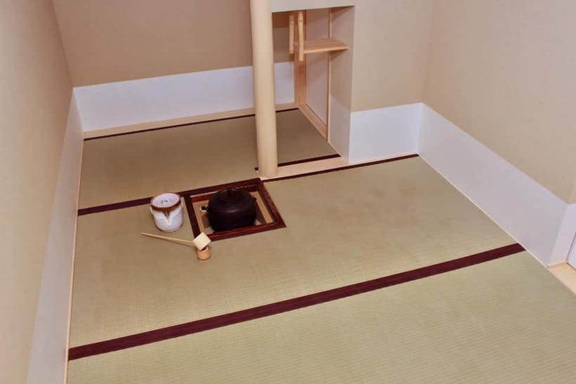 Tokyo: Tea Ceremony in Shibuya Tokyo - Dress code in Japan: cover your knees, and you’re good