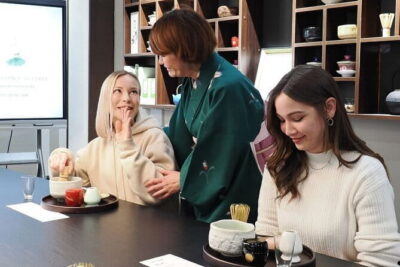 Tokyo Traditional Tea Ceremony with a Japanese Tea Master - Stop Two in Bunkyo Near Tokyo University: Gyokuro Sencha and Ougiya Wagashi