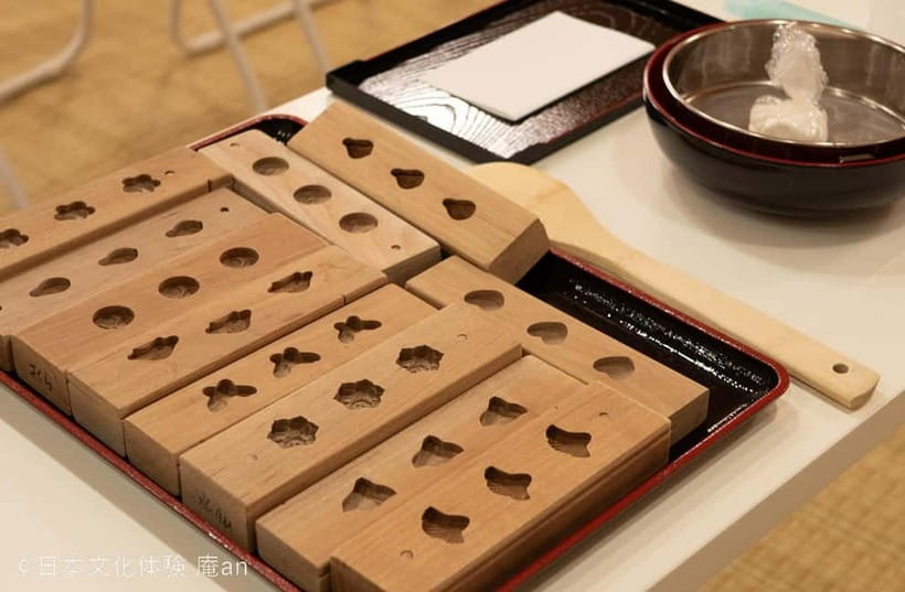 Tokyo: Two Types of Japanese Sweets Making and Tea Ceremony - English Support and Instructor Style: The Part You’ll Notice