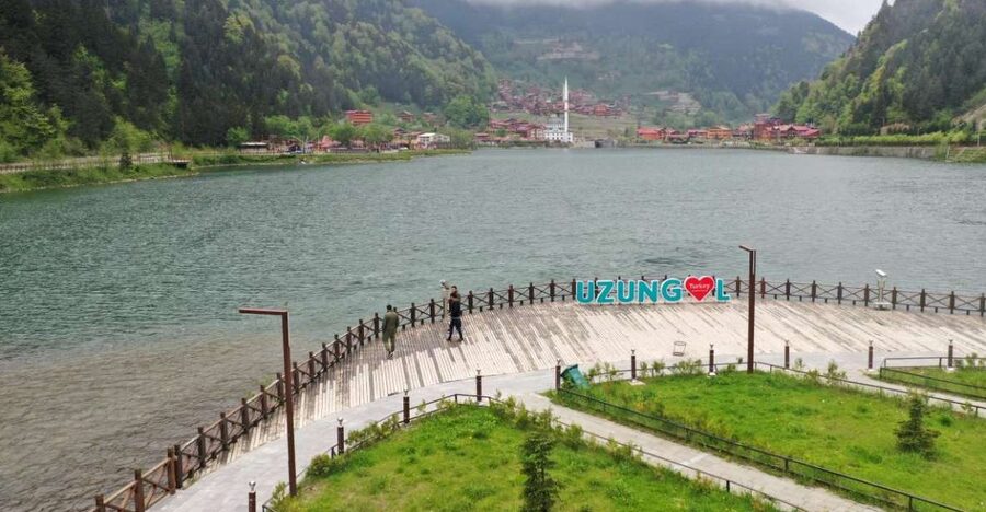 Trabzon: Uzungöl Group Tour, Explore The Nature & Taste Tea - Ikicay tea factory: tasting, tea ceremony, and a dance intermission