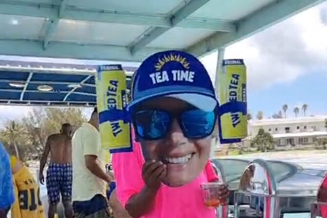 Twisted Tea Pontoon Party Boat in beautiful Bermuda - Your 3 to 4 hour itinerary, stop by stop (and how to use each one)
