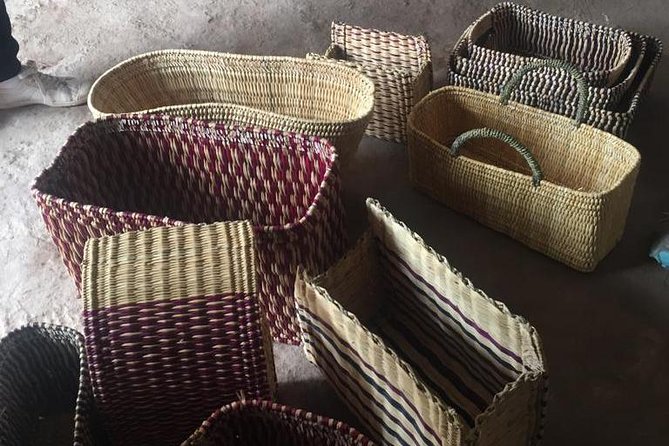 Visit the Oasis & Tea at the basket maker. - Reaching the oasis viewpoint near the spring
