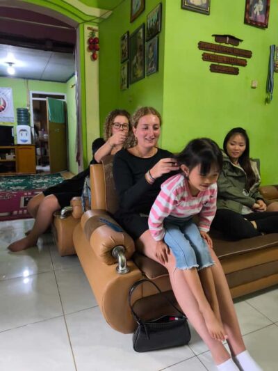 Volcano, Hot Spring, Mud Bathing, & Tea Tour all included - Bandung pickup and pacing (why 9 to 10 hours works)