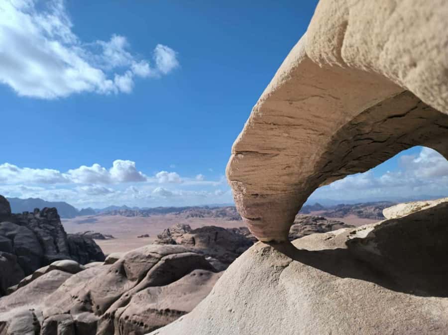 Wadi Rum: 2-Hour Jeep Tour with Bedouin Tea - Khazali Canyon: The Scenic Driving Stop That Feels Like a Set