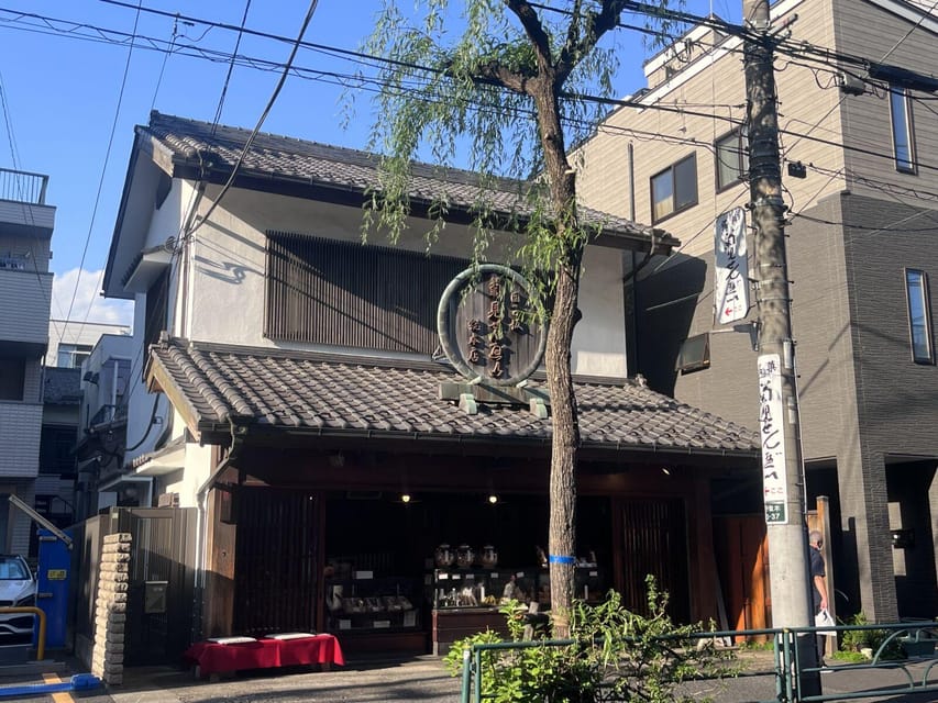 Walking Tour: Yanaka,Nezu& Sendagi: Tea Ceremony & Old Tokyo - Sendagi: temples and park time to balance the day