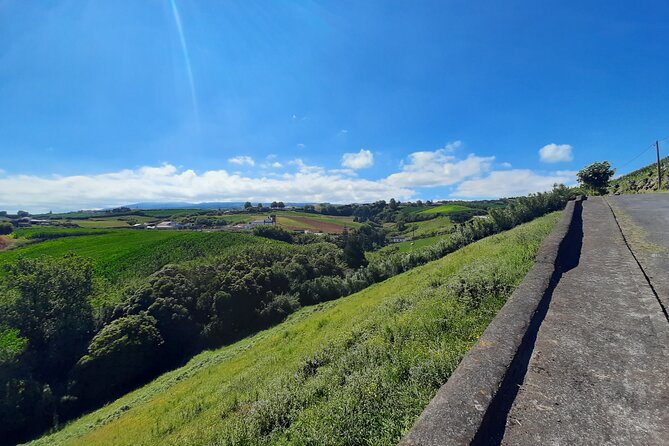 Waterfalls Hike, Moinho do Felix with tea plantation - Key things to know before you go