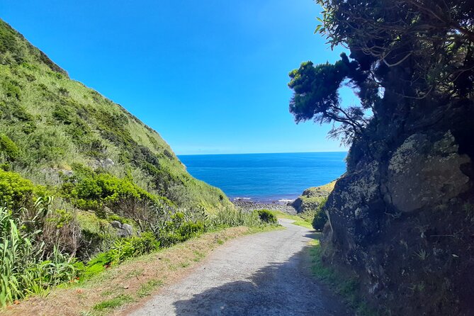 Waterfalls Hike, Moinho do Felix with tea plantation - Group size and how to stay flexible
