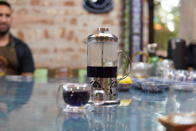 World Teas and Turkish Tea Brewing & Tasting Workshop in Istanbul - Where you meet and how the timing works