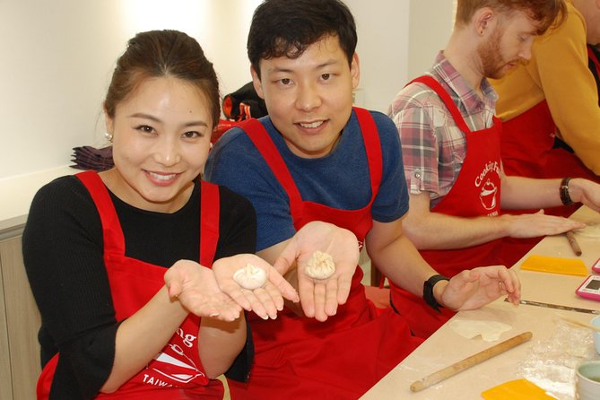 Xiao long bao, Pork thick soup, Bubble milk tea. (Taiwan Cooking Class)-B - Quick hits