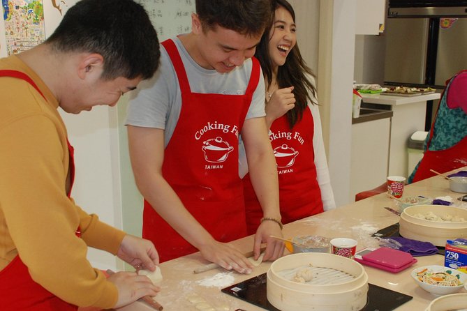 Xiao Long Bao, Pork thick soup, Bubble milk tea. Taiwan Traditional Light Meals Experience-B (Taipei Cooking Class) - Taipei 101 Observatory: why this stop fits a cooking class itinerary