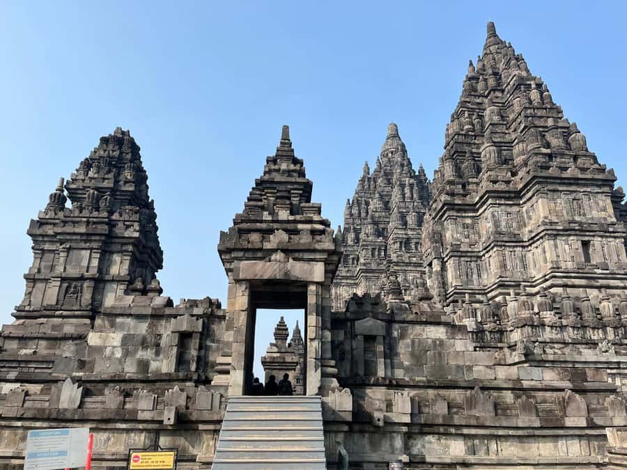 Yogyakarta: Prambanan Tour, Sukuh Temple & Tea Plantation - From Yogyakarta pickup to the temple road trip