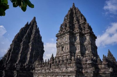 Yogyakarta: Prambanan Tour, Sukuh Temple & Tea Plantation - Prambanan: Indonesia’s biggest Hindu temple in real life