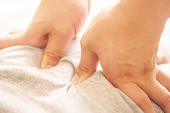 ZEN therapy | Shiatsu-style massage, EnergyTherapy & Japanese Tea - The Samue Kimono Switch: Why the Setting Starts With Mindfulness